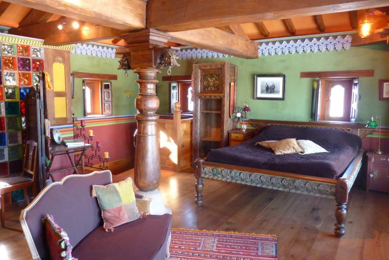 Les Folies De La Serve Ouroux Kamer foto